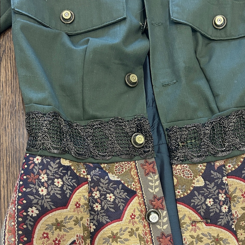 Embellished Green and Multicolor Women's Jacket - Picture 3 of 10